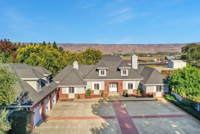 $3,280,000 | 9890 Lantz Drive, Morgan Hill, CA 95037