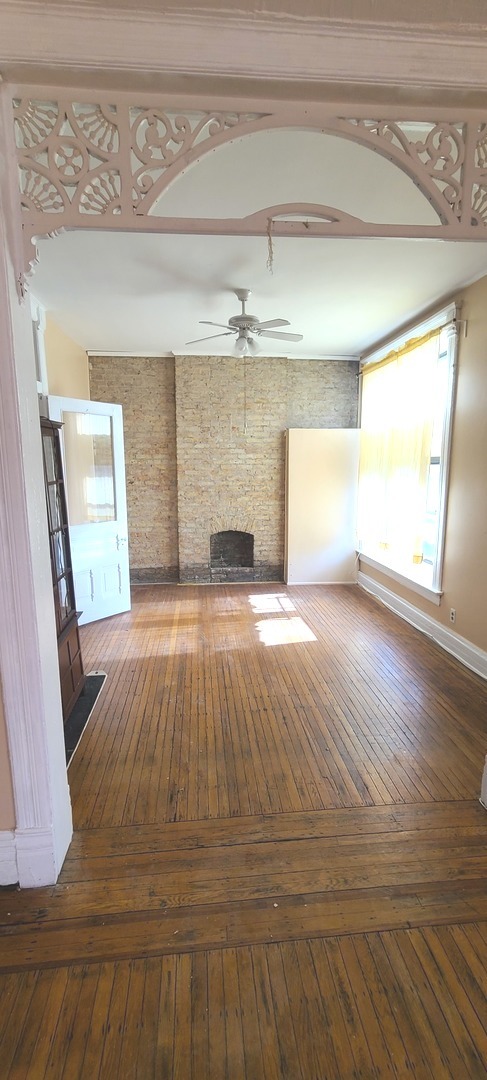 1332 West 18th Street, Unit 2F Chicago, IL 60608 - Photo 5 of 11 a view of an empty room and window