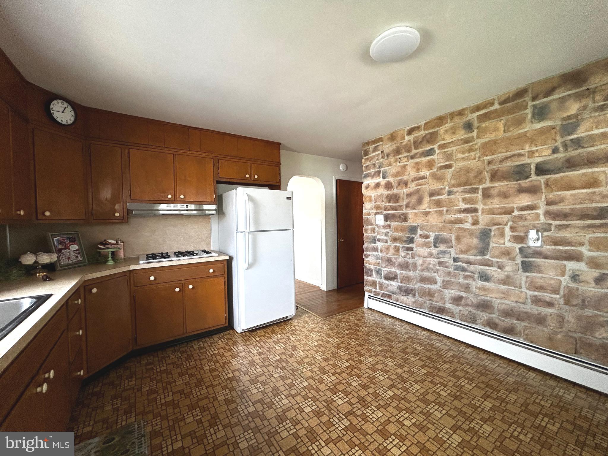 1709 Liberty Avenue Reading, PA 19607 - Photo 4 of 13 Kitchen eat-in
