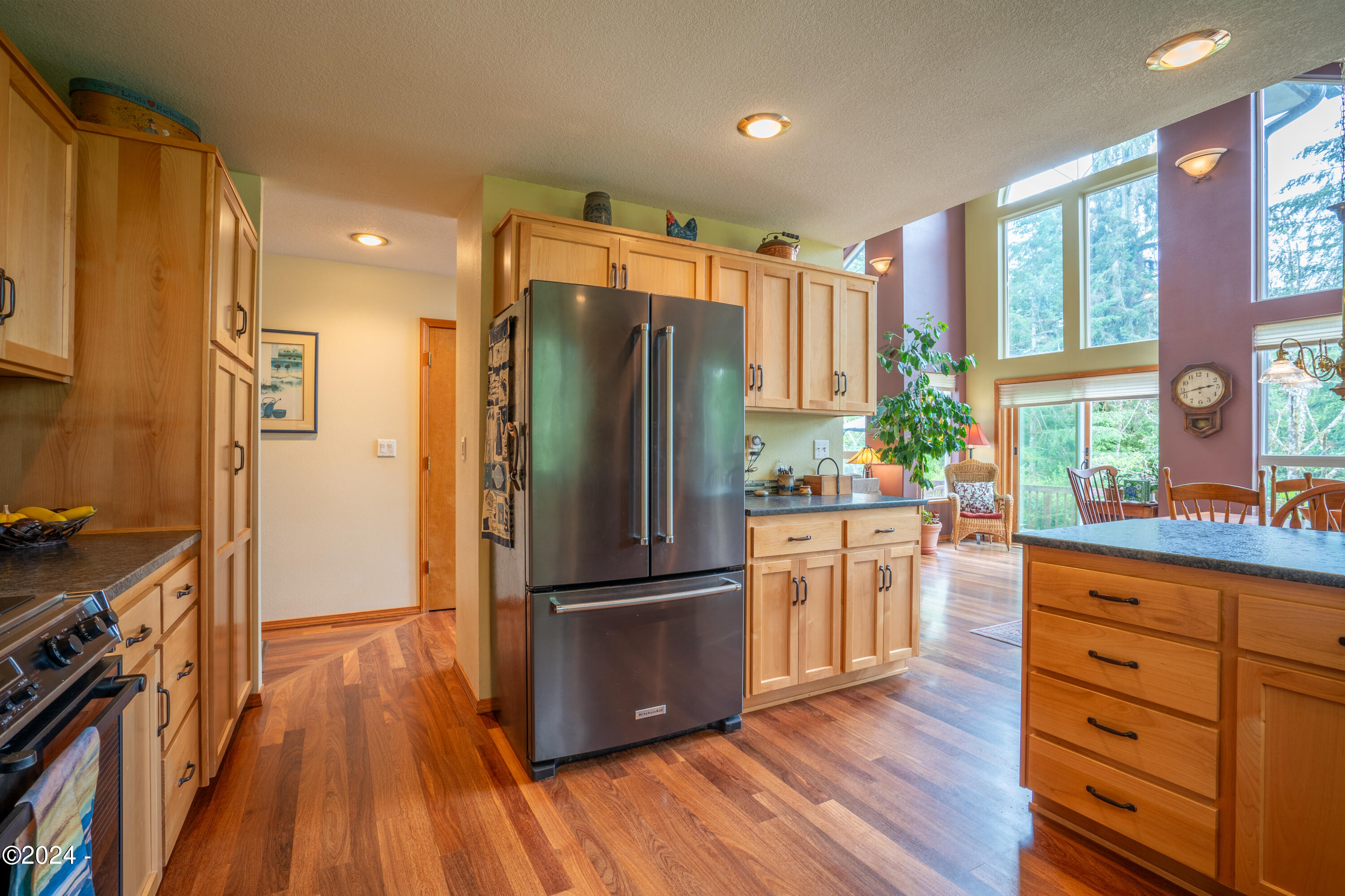 830 Northeast Sturdevant Road Toledo, OR 97391 - Photo 12 of 50 -81