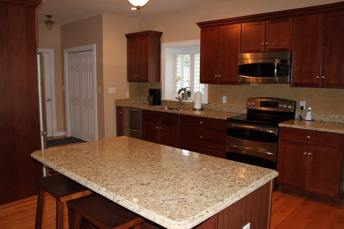 14 Harvest Road Windham, NH 03087 - Photo 3 of 30
