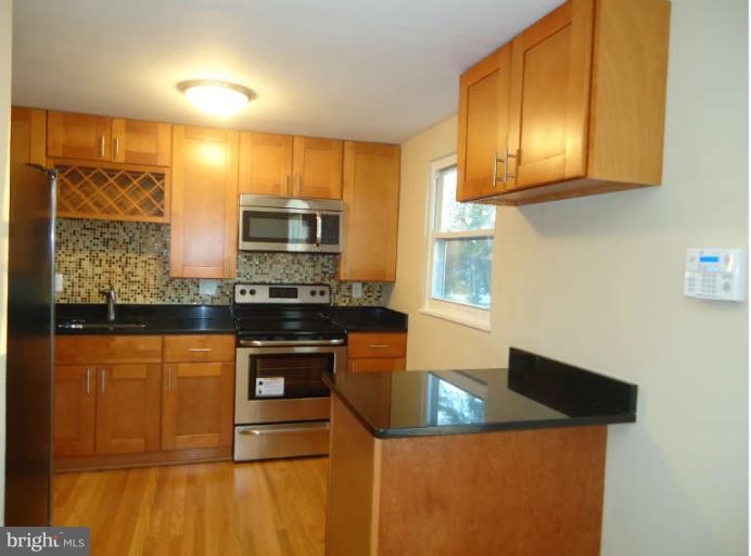 9201 Friar Road Fort Washington, MD 20744 - Photo 9 of 25 Kitchen