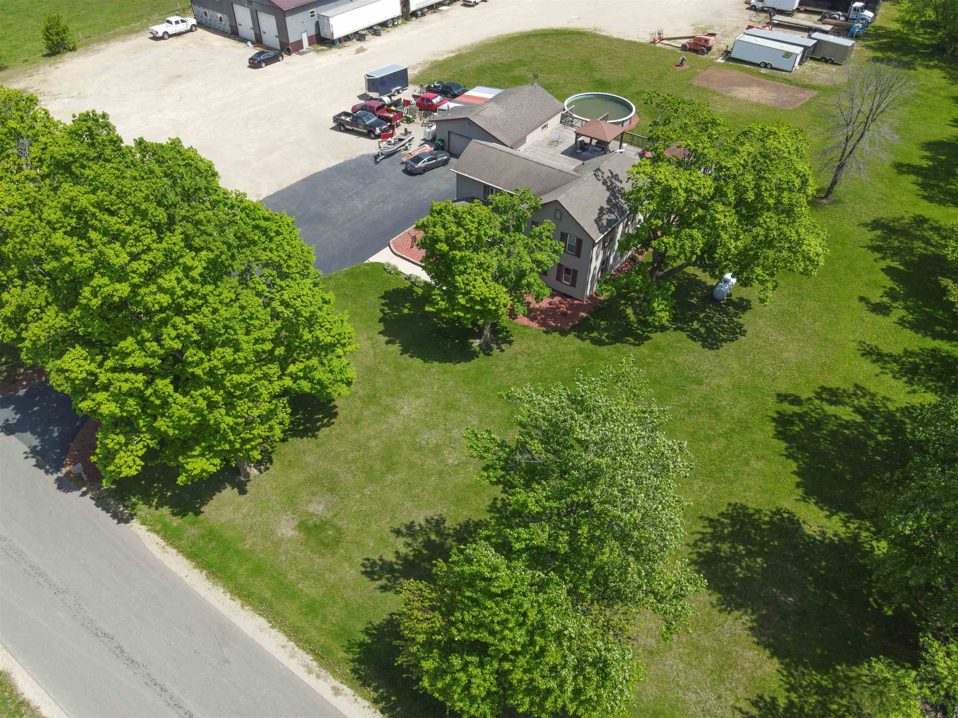 N5460 Collier Road New London, WI 54961 - Photo 43 of 46