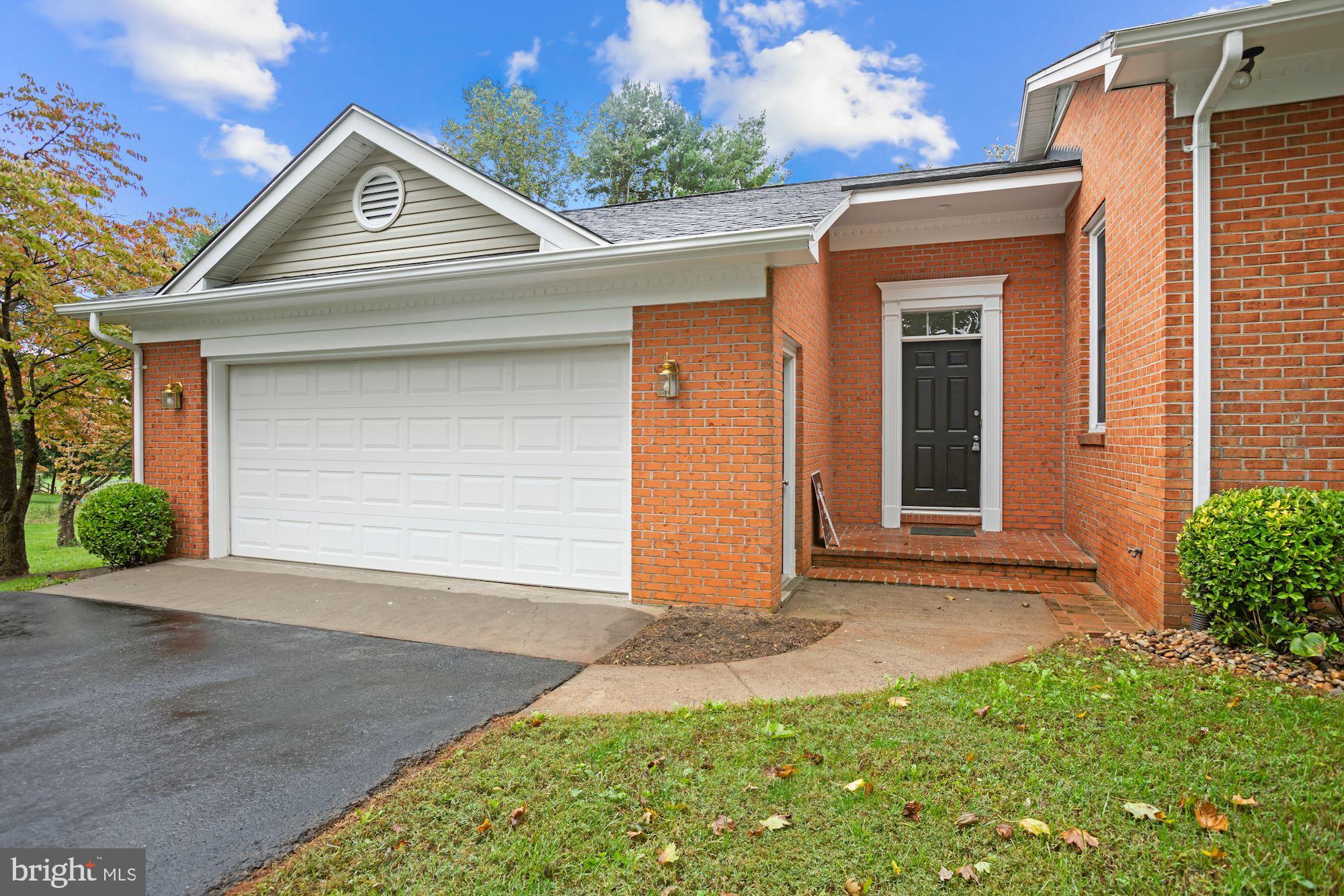11502 Fox Hill Road Culpeper, VA 22701 - Photo 33 of 49 Secondary front entrance