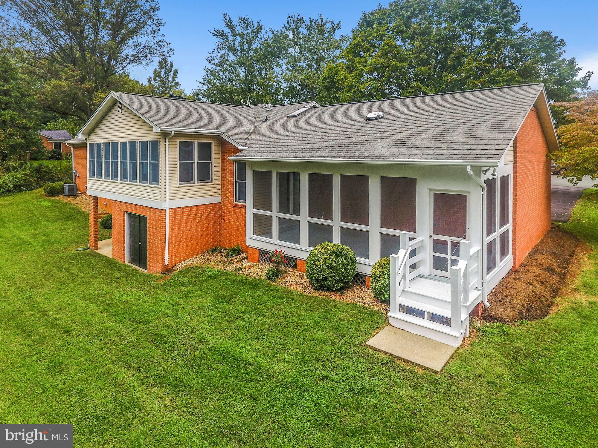 11502 Fox Hill Road Culpeper, VA 22701 - Photo 35 of 49 Lovingly-maintained home - inside and out!