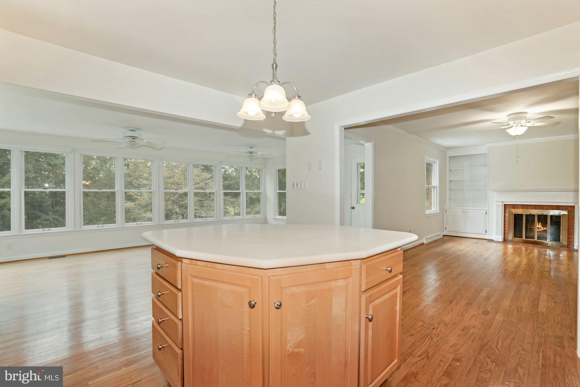 11502 Fox Hill Road Culpeper, VA 22701 - Photo 6 of 49 Kitchen is wide open to family room and sun room