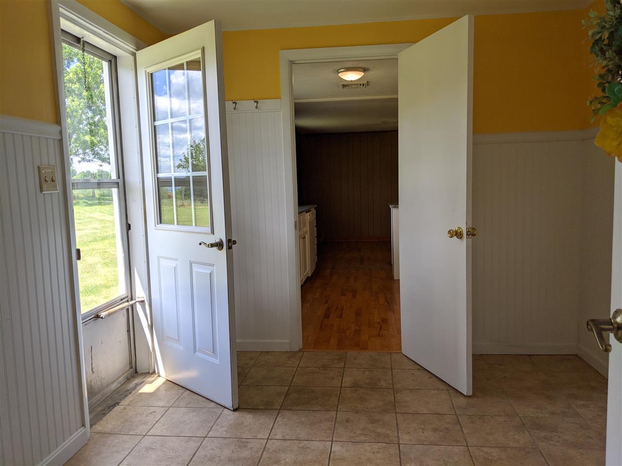 1371 Ridge Road Raphine, VA 24472 - Photo 25 of 37 a view of entryway with window