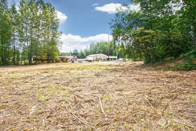$2,900,000 | 26505 Pacific Highway South, Des Moines, WA 98198