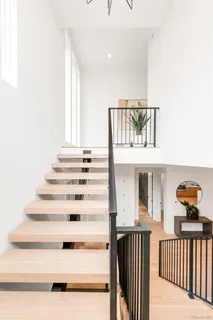 a view of entryway with a front door