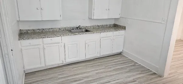 $1,000 | 2118 Elysian Street, Houston, TX 77026