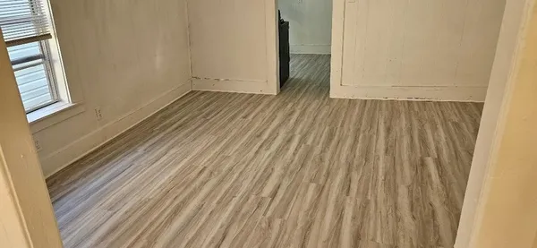 $1,000 | 2118 Elysian Street, Houston, TX 77026