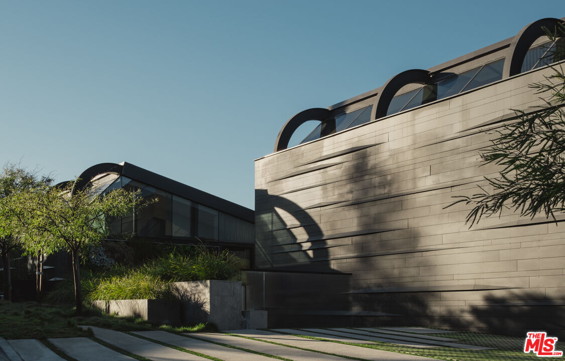 1853 Bel Air Road Los Angeles, CA 90077 - Photo 14 of 18