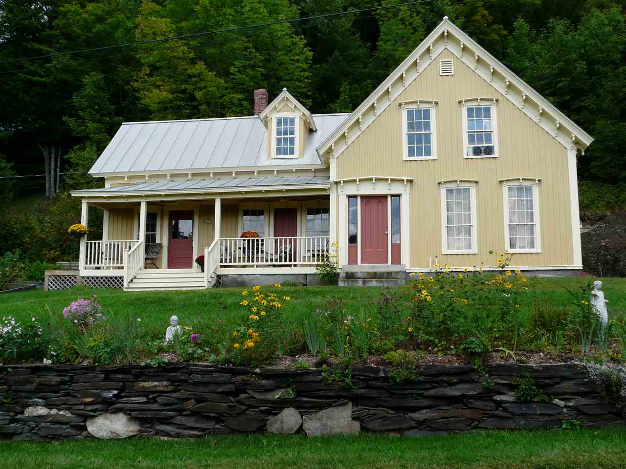 306 Maple Road Woodbury, VT 05650 - Photo 6 of 39