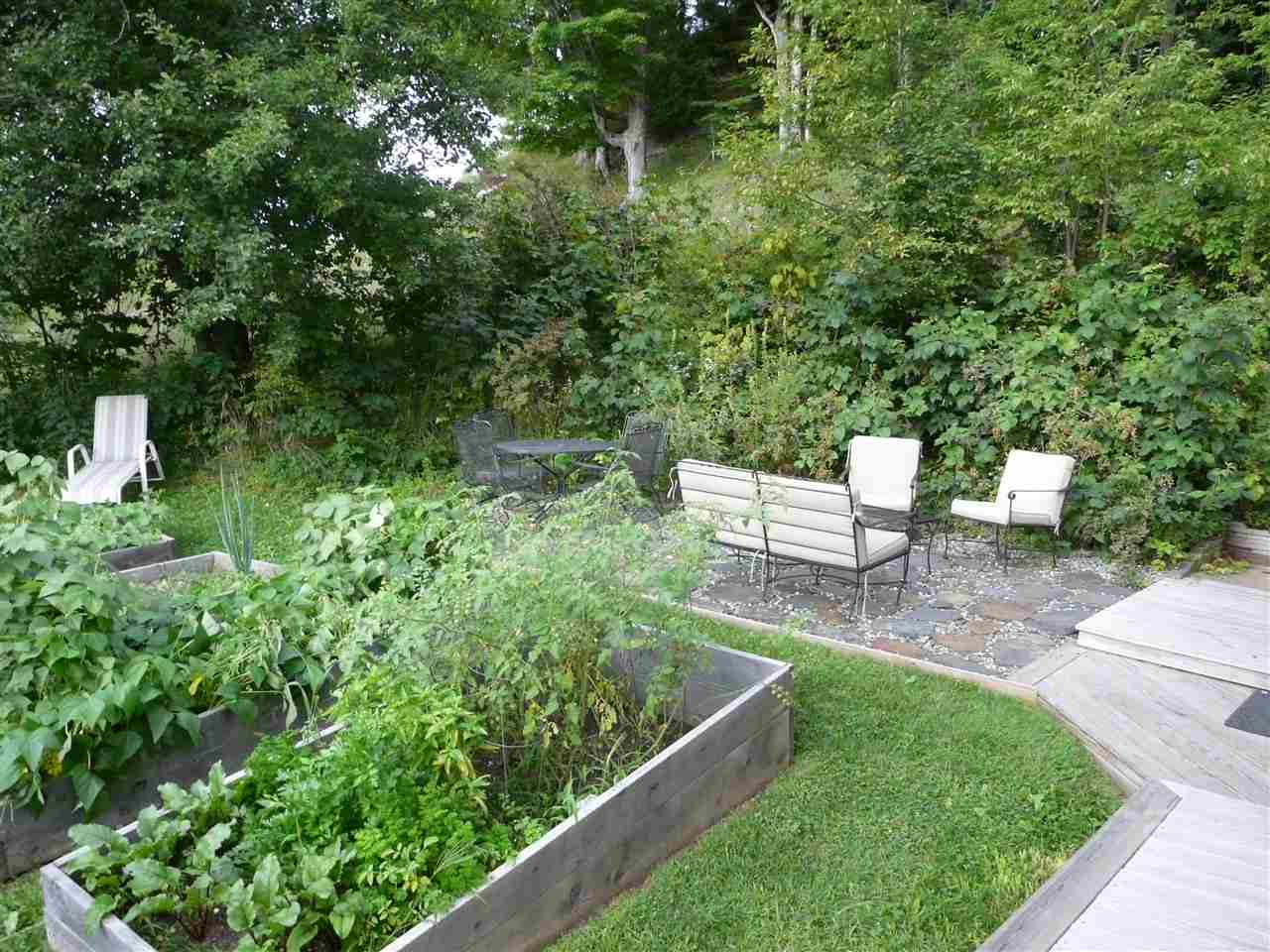306 Maple Road Woodbury, VT 05650 - Photo 9 of 39