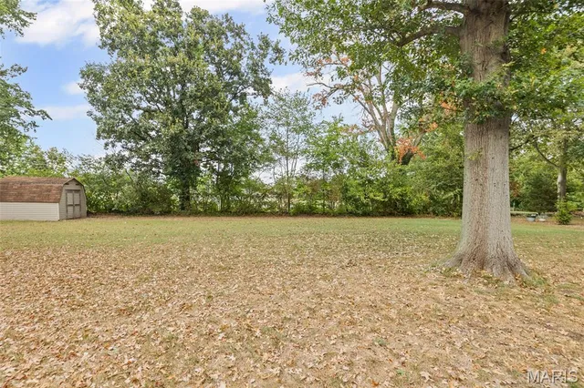 $215,000 | 255 Delwood Drive, Sparta, IL 62286