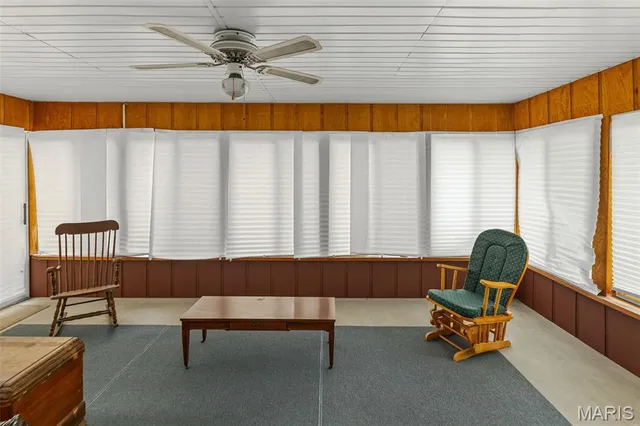 $215,000 | 255 Delwood Drive, Sparta, IL 62286