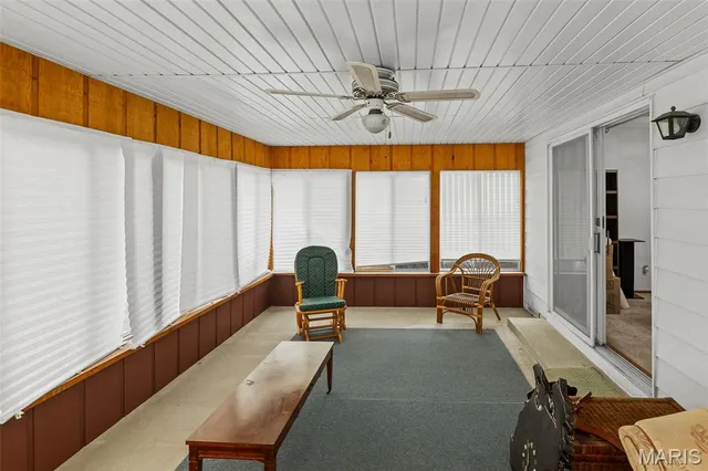 $215,000 | 255 Delwood Drive, Sparta, IL 62286