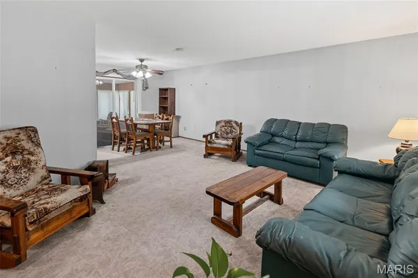 $205,000 | 255 Delwood Drive, Sparta, IL 62286