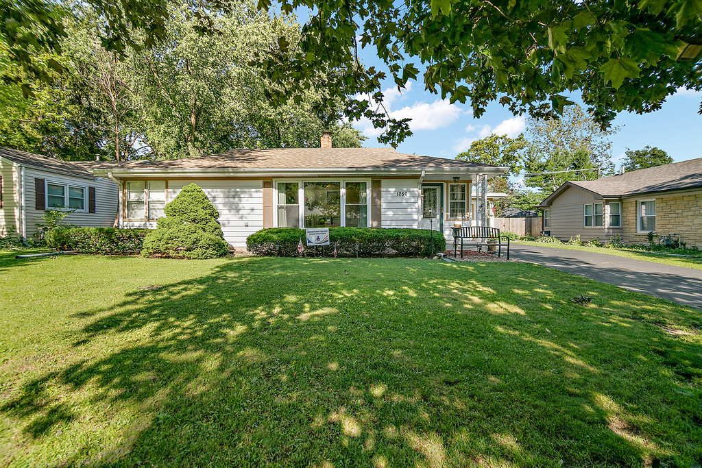 1250 Justine Drive Kankakee, IL 60901 - Photo 2 of 21
