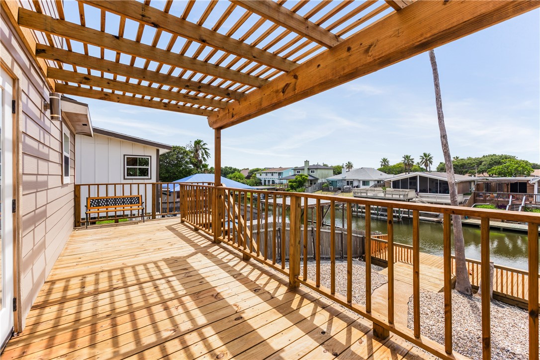 3222 Laguna Shores Road Corpus Christi, TX 78418 - Photo 22 of 40 Back deck