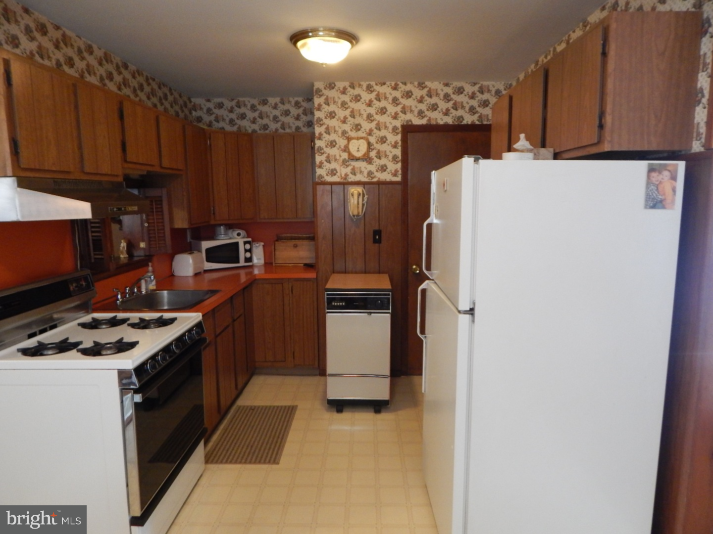 46 Miry Brook Road Hamilton, NJ 08690 - Photo 10 of 13