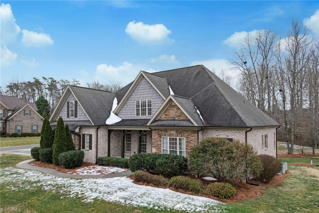 8925 Grove Park Drive Oak Ridge, NC 27310 - Photo 2 of 38 Gallery Image 2