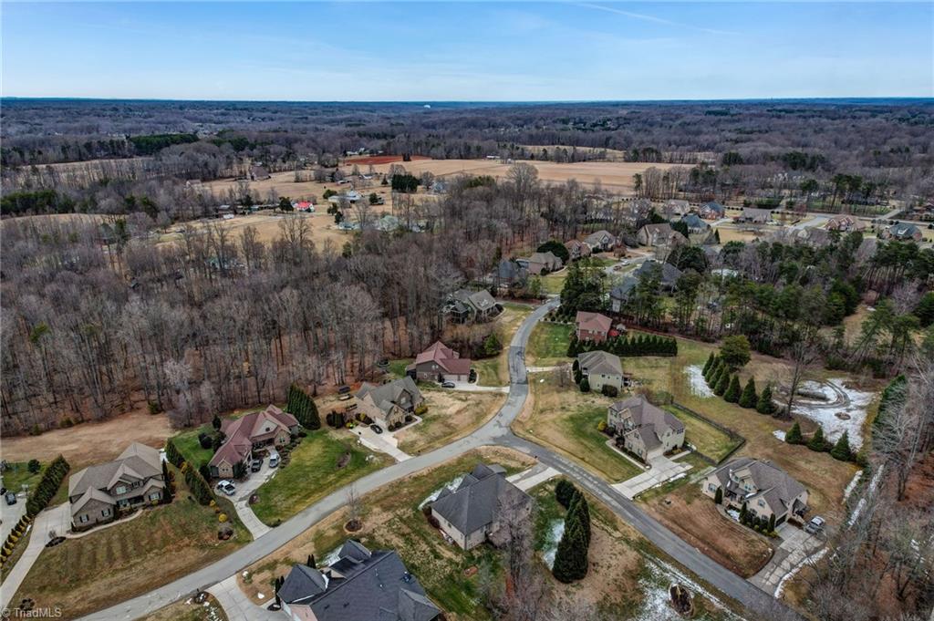 8925 Grove Park Drive Oak Ridge, NC 27310 - Photo 35 of 38 Gallery Image 35