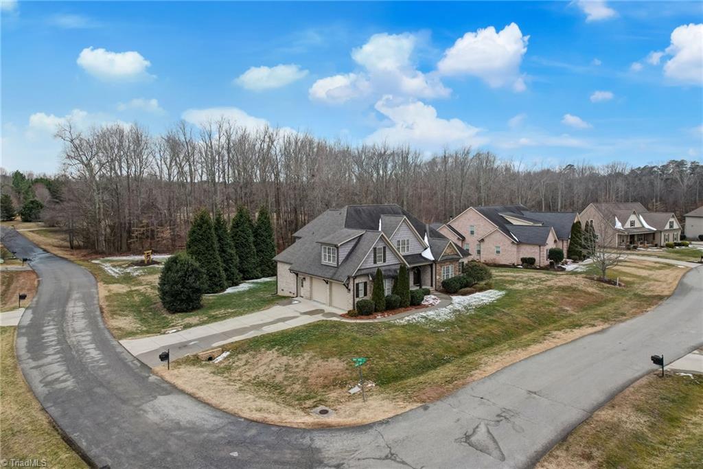 8925 Grove Park Drive Oak Ridge, NC 27310 - Photo 5 of 38 Gallery Image 5