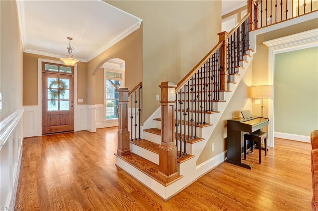8925 Grove Park Drive Oak Ridge, NC 27310 - Photo 7 of 38 Gallery Image 7