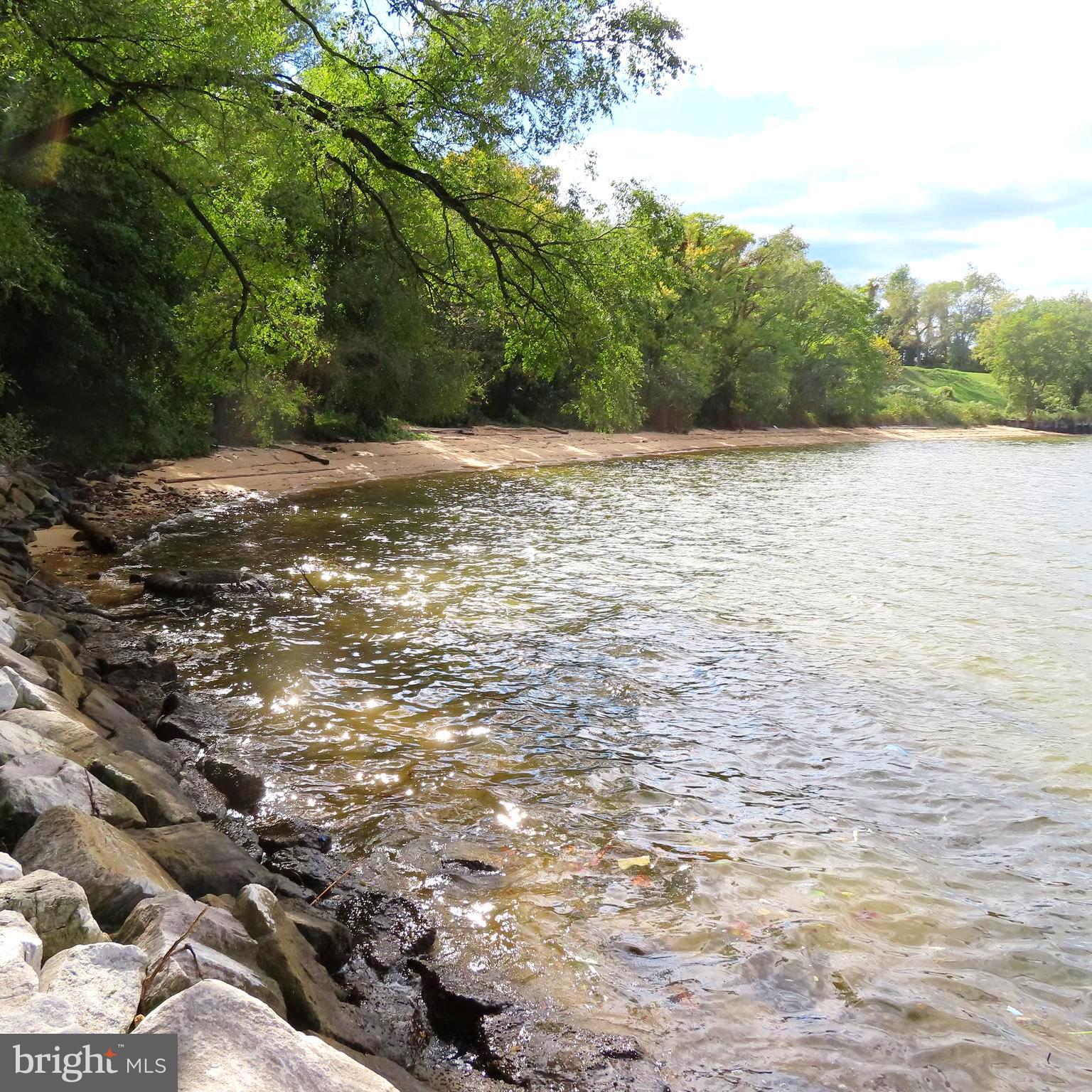 261 Carvel Road Pasadena, MD 21122 - Photo 39 of 41 Community Swimming Beach