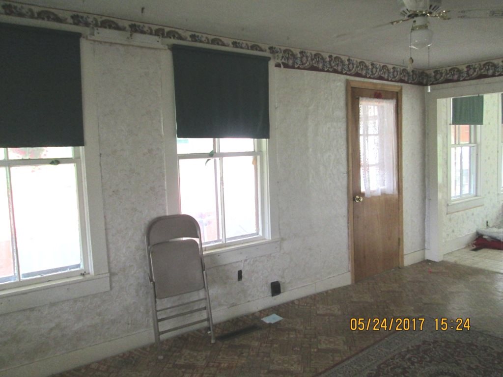 3464 Highway 102 Canaan, VT 05903 - Photo 14 of 32