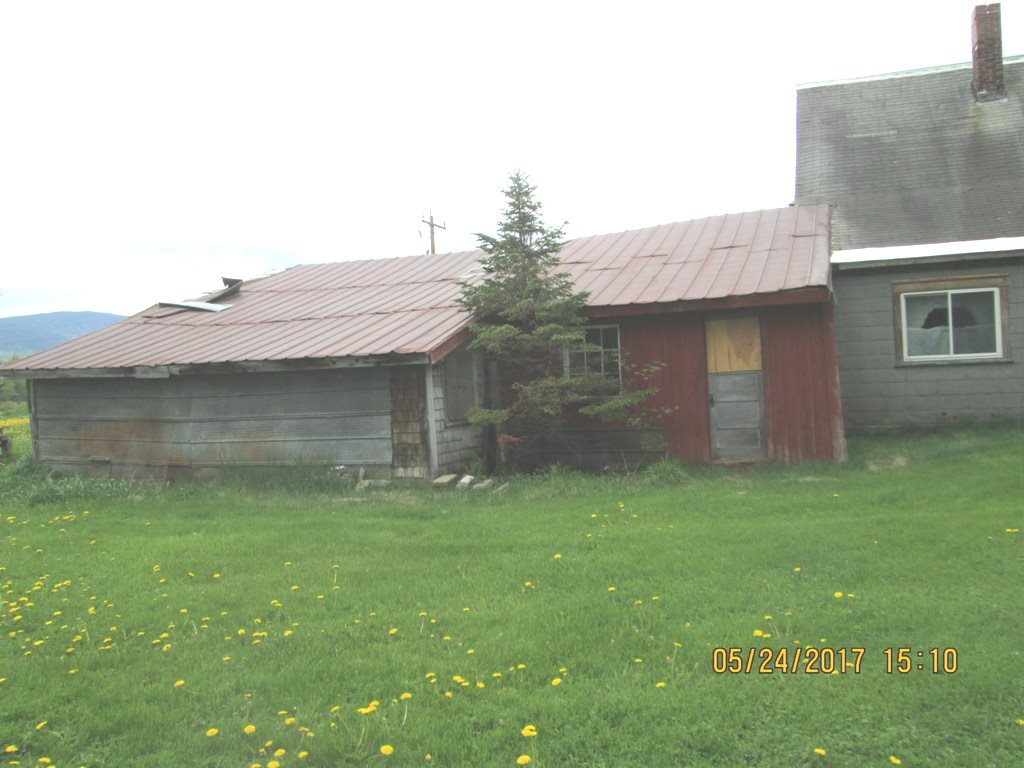 3464 Highway 102 Canaan, VT 05903 - Photo 5 of 32