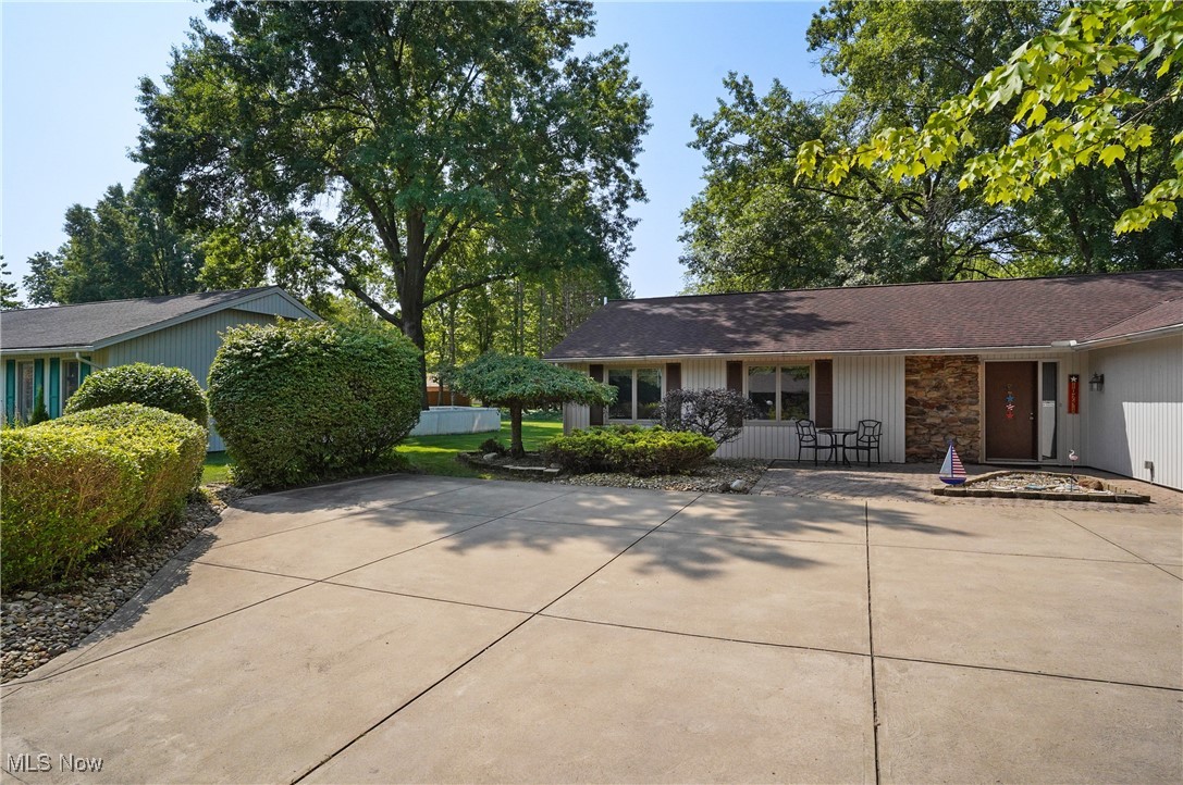 10751 Gate Post Road Strongsville, OH 44149 - Photo 2 of 44 Gallery Image 2