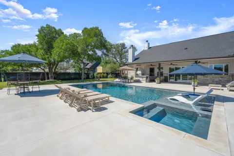 $1,300,000 | 209 Esperanza Petal Pass, Liberty Hill, TX 78642