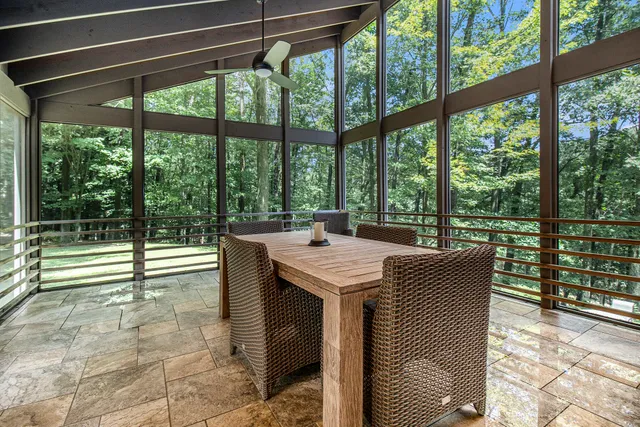 $589,000 | 5410 West Oak Ridge Road, Ludington, MI 49431