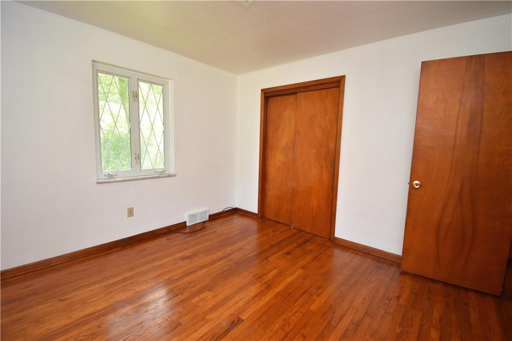 1308 Hope Hollow Road Carnegie, PA 15106 - Photo 16 of 27 Gallery Image 16