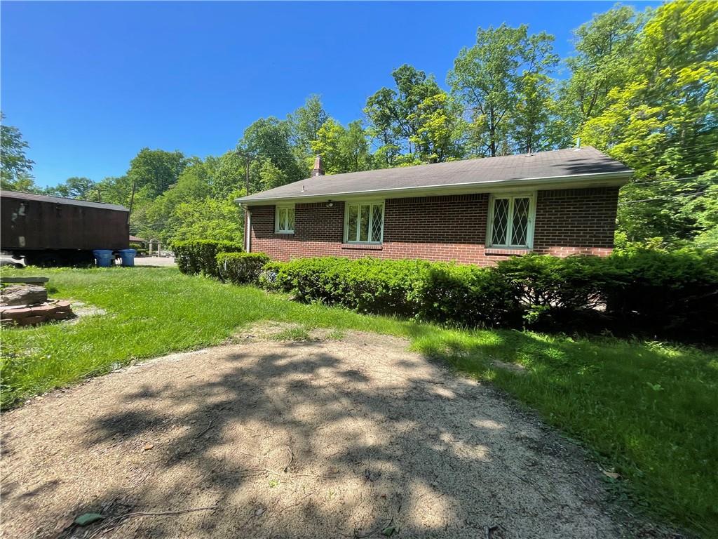 1308 Hope Hollow Road Carnegie, PA 15106 - Photo 2 of 27 Gallery Image 2