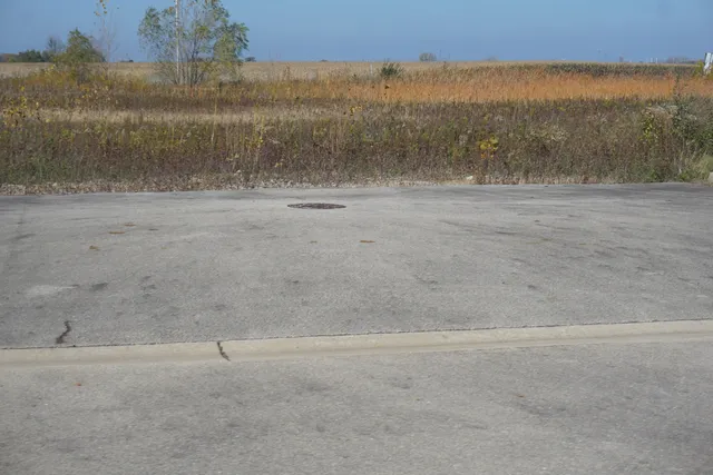 a view of dirt field