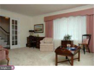 31 Brooktree Road East Windsor, NJ 08520 - Photo 2 of 6 Gallery Image 2