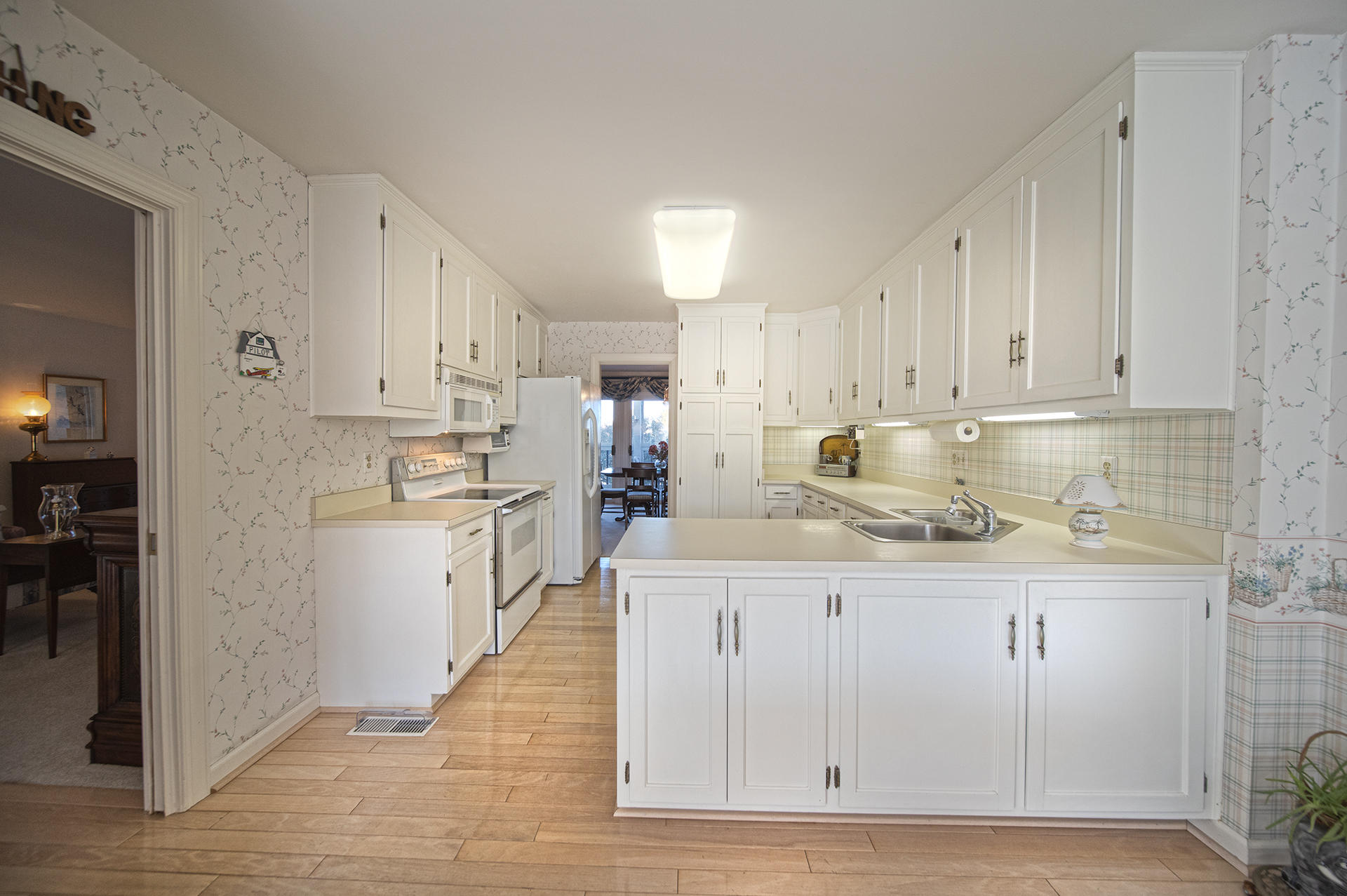 2538 South Clearing Road Salem, VA 24153 - Photo 8 of 29 8