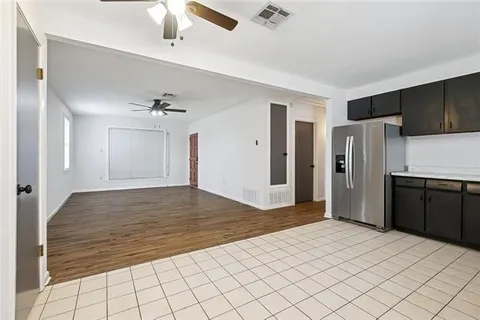 $190,000 | 4 Gretna Boulevard, Gretna, LA 70053