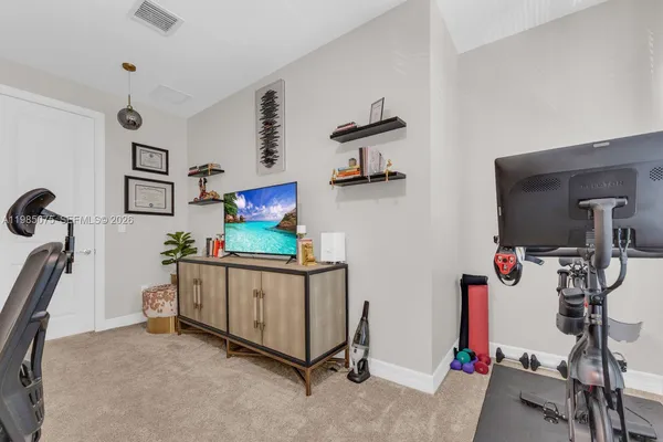 $5,200 | 8351 Northwest 7th Court, Plantation, FL 33324