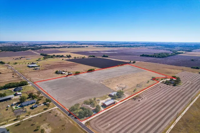 an aerial view of an ocean