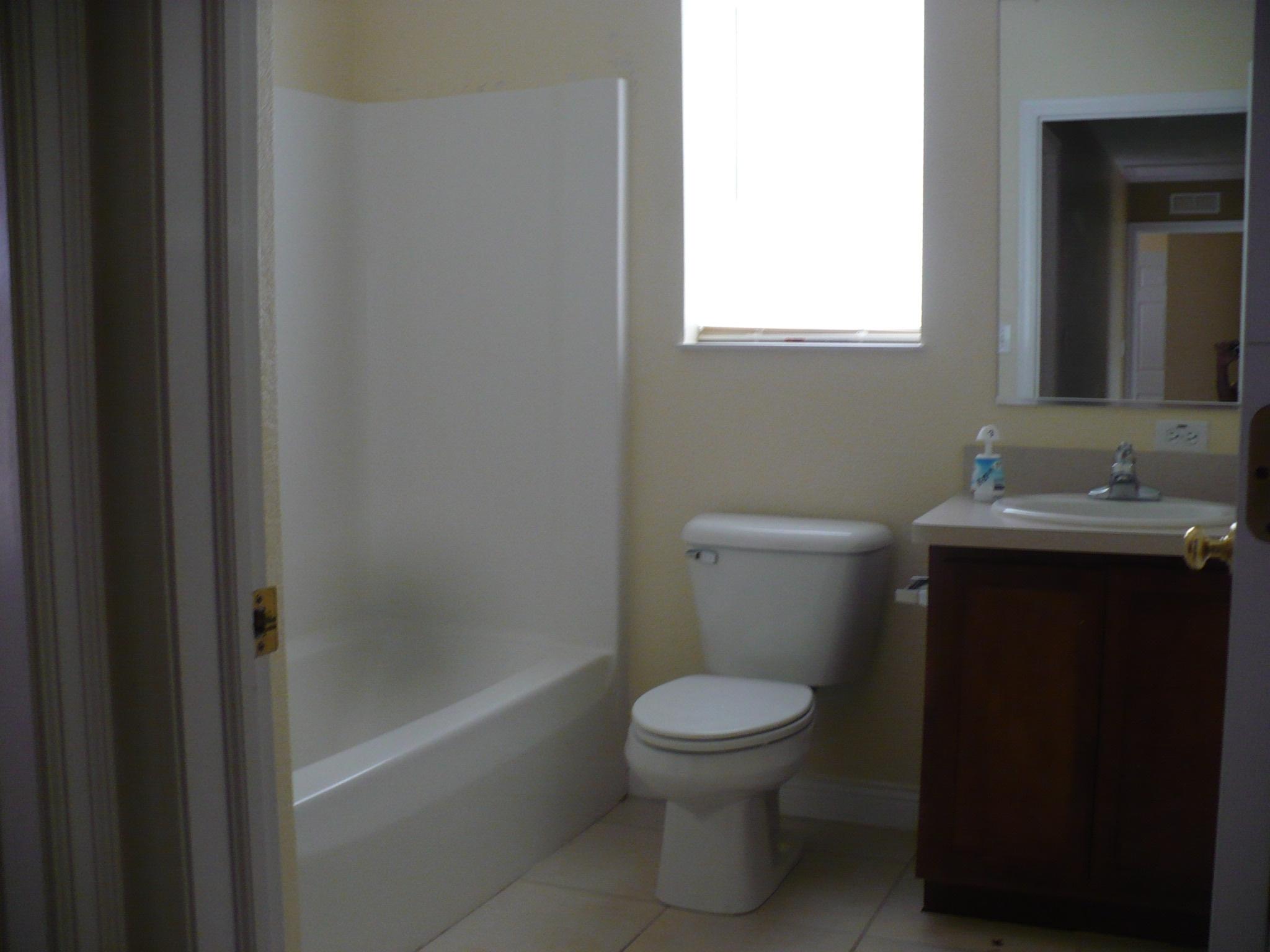 165 Grassy Road Key Largo, FL 33037 - Photo 12 of 16 bath 2