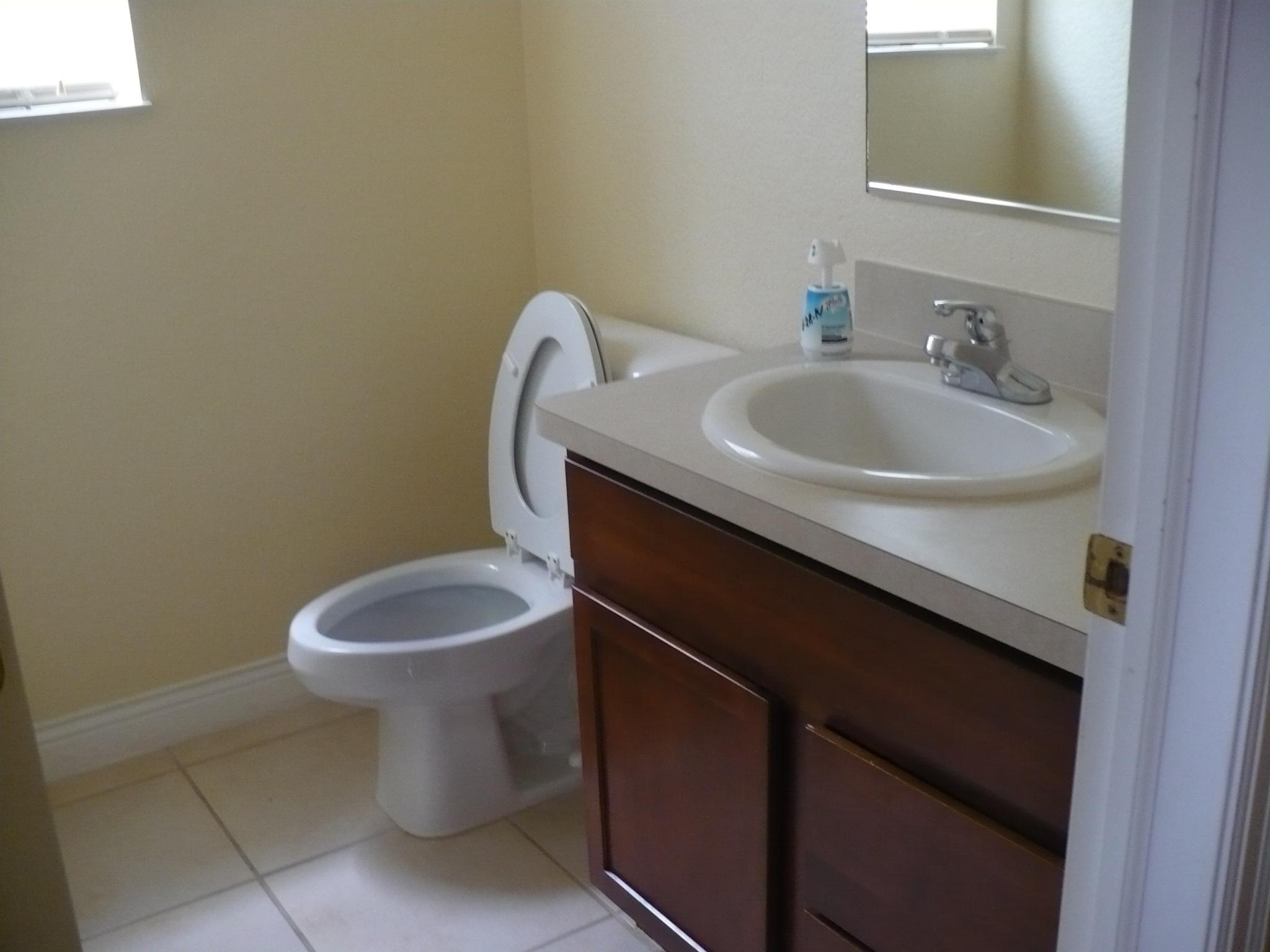 165 Grassy Road Key Largo, FL 33037 - Photo 6 of 16 half bath