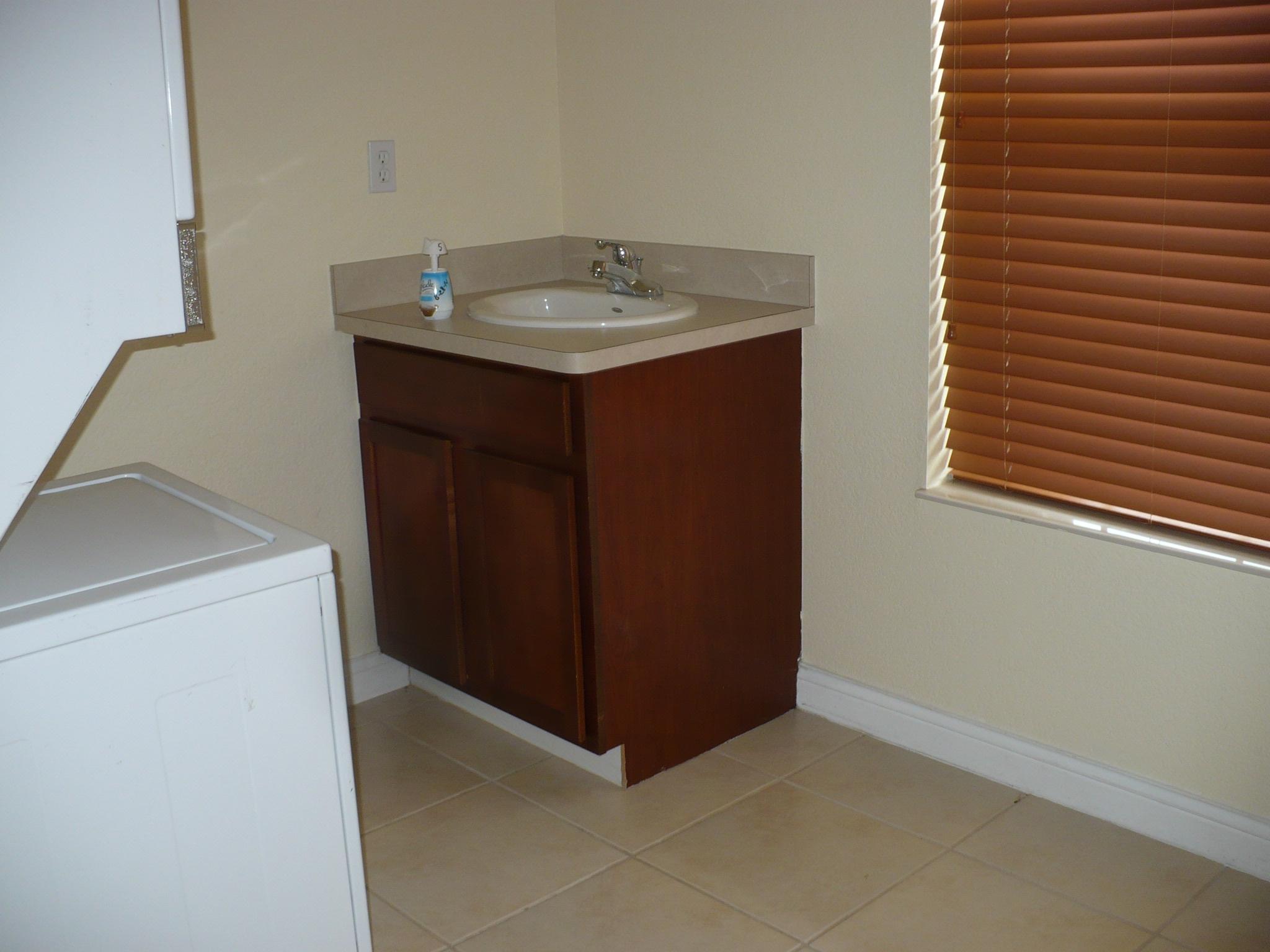 165 Grassy Road Key Largo, FL 33037 - Photo 7 of 16 utility room