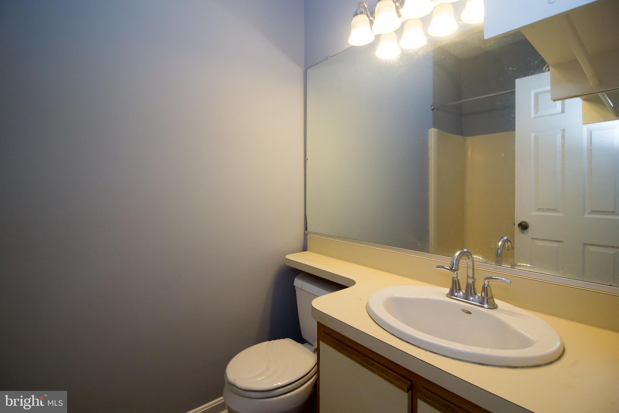 606 Moonglow Road, Unit 201 Odenton, MD 21113 - Photo 27 of 38