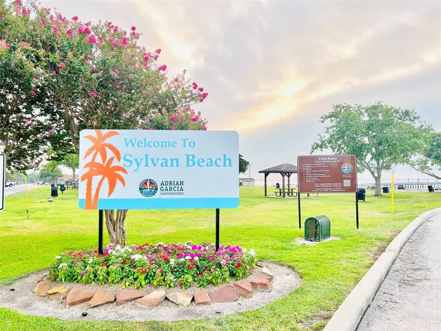 a view of ocean view