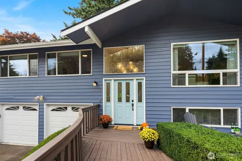 a view of a house with a patio