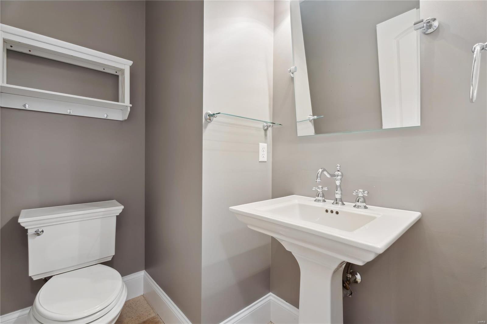 734 Champeix Lane St. Louis, MO 63141 - Photo 12 of 42